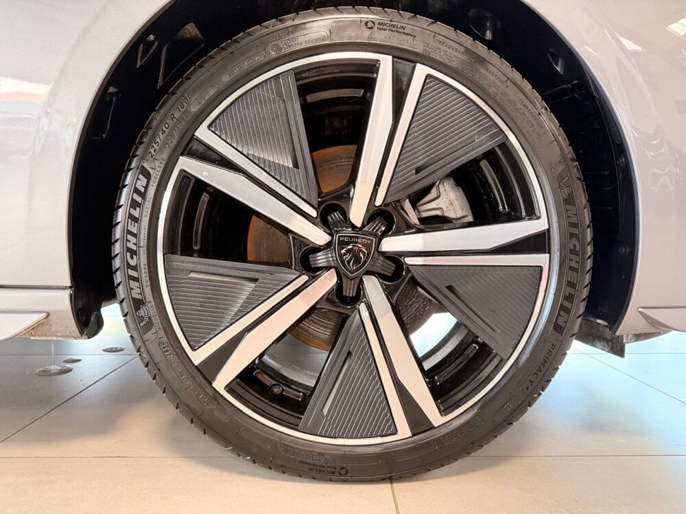 308 Hybrid 145 e-DCS6 GT 2025 occasion 63360 Gerzat