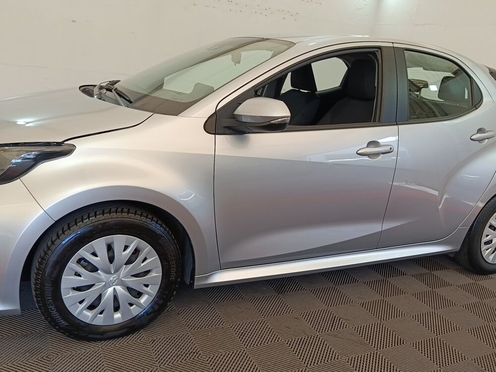 Yaris Hybride 116h Dynamic Business Beyond Zer 2022 occasion 91580 &Eacute;tr&eacute;chy