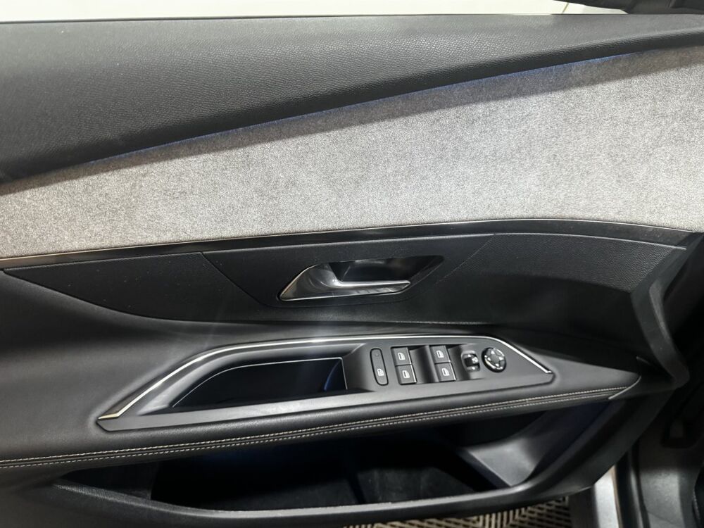 3008 1.6 PHEV 225 E-EAT8 GT 2023 occasion 91580 &Eacute;tr&eacute;chy