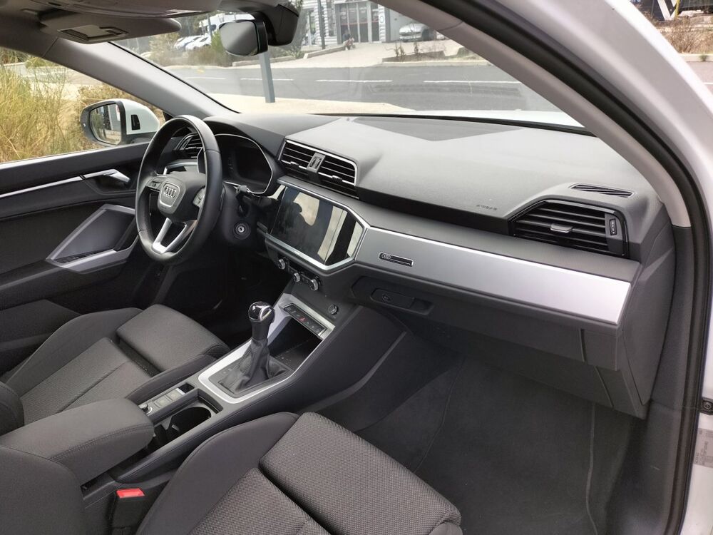 Q3 45 TFSI E 245 S TRONIC BUSINESS LINE 5 portes (co2 37) 2022 occasion 34150 Gignac