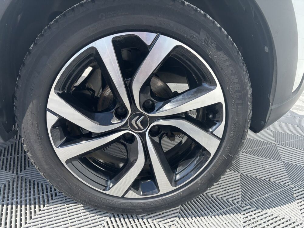 C3 PureTech 110 S&S EAT6 Shine Pack 2022 occasion 69330 Meyzieu