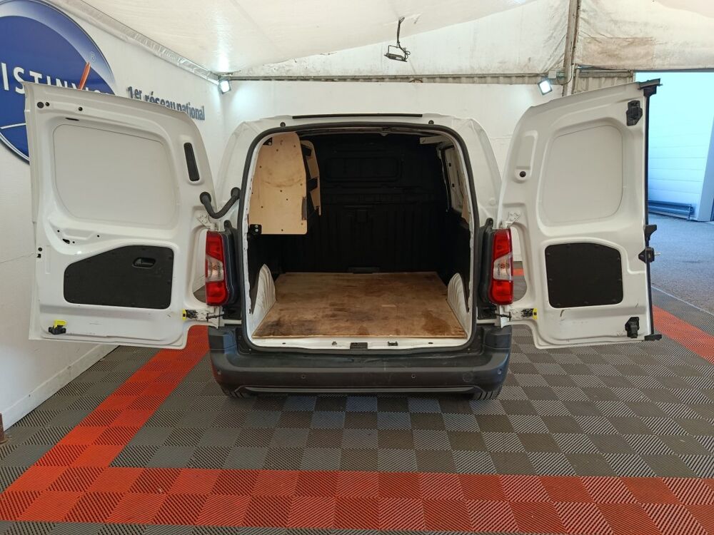 Jumpy Taille M 650kg BlueHDi 100 S&S BVM Club 2022 occasion 91580 &Eacute;tr&eacute;chy