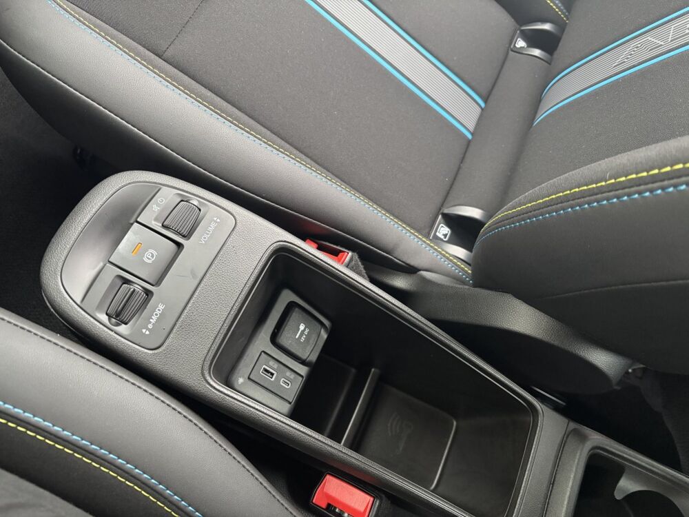 500 BEV 42KWH 2025 occasion 69330 Meyzieu