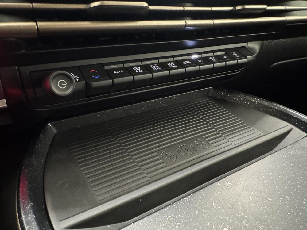 Ypsilon 1.2 Ibrida 100ch eDCT6 LX 2025 occasion 76360 Barentin