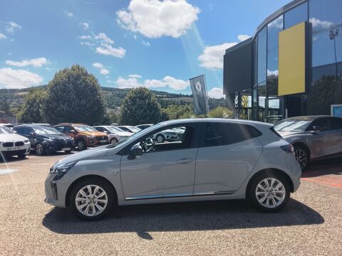 Clio g&eacute;n&eacute;ration Blue dCi 100 -25 + Navigation 2024 occasion 42240 Unieux