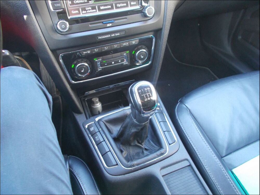 Superb Praha 2.0 TDI 140 2008 occasion 61170 Montchevrel