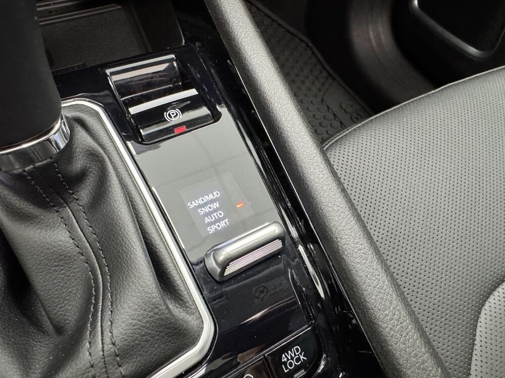 Compass 1.3 PHEV Turbo T4 240PS 4XE Summit AT 2024 occasion 76360 Barentin