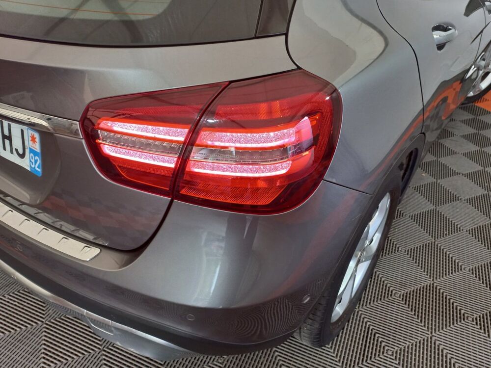 Classe GLA GLA 180 Business Edition BVA7 2019 occasion 91580 &Eacute;tr&eacute;chy
