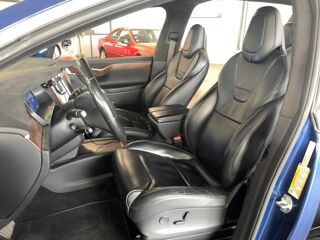 Model X 75 kWh 4x4 422cv 129 000 KM 2017 occasion 38090 Villefontaine