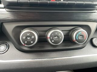 Jumpy COMBI 2.0 dCi 150 S/S Tekna L1H1 2.8T 2025 occasion 38370 Saint-Clair-du-Rh&ocirc;ne
