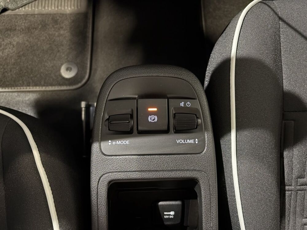500 E 42kWh Pack Confort & Style 2023 occasion 76360 Barentin