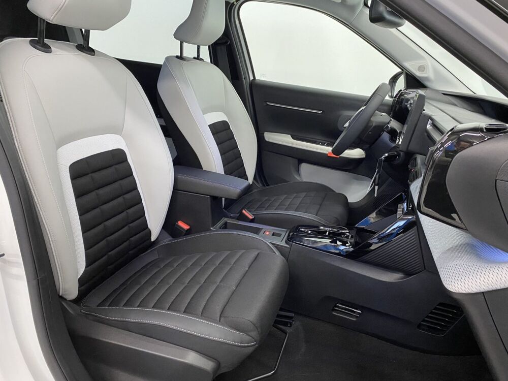 C3 Aircross Hybride 145 e-DSC6 MAX 7 places 2025 occasion 38550 Saint-Maurice-l'Exil