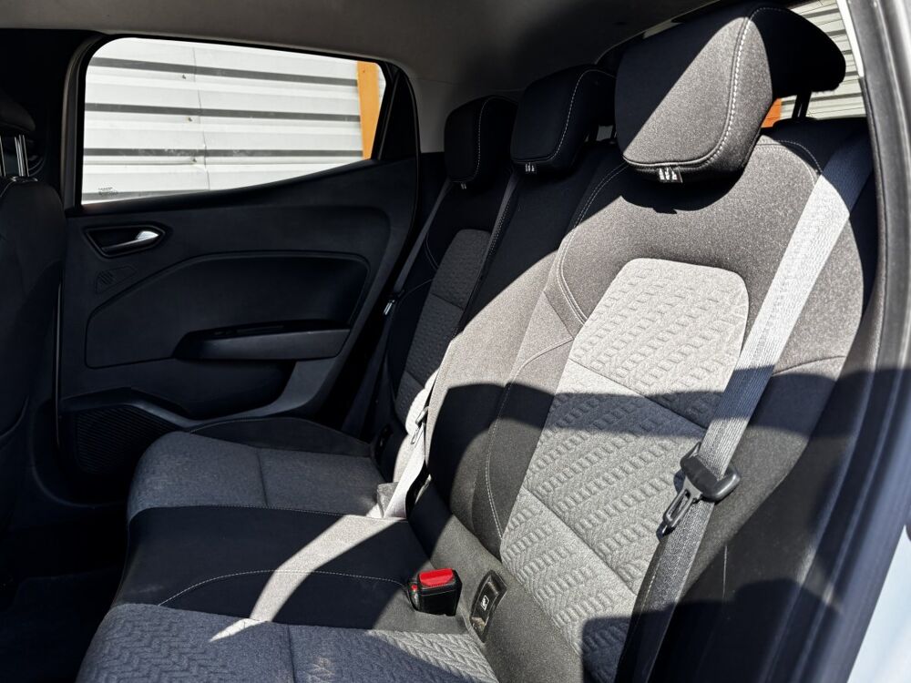 Clio Evolution Blue dCi 100 2023 occasion 86440 Mign&eacute;-Auxances
