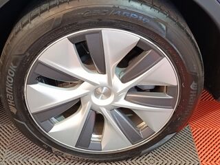 Model Y Grande Autonomie Dual-Motor AWD 2023 occasion 91580 &Eacute;tr&eacute;chy