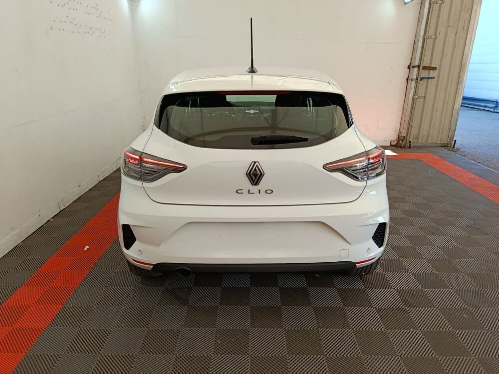 Clio Evolution r&eacute;versible TCe 90 -24 2024 occasion 91580 &Eacute;tr&eacute;chy