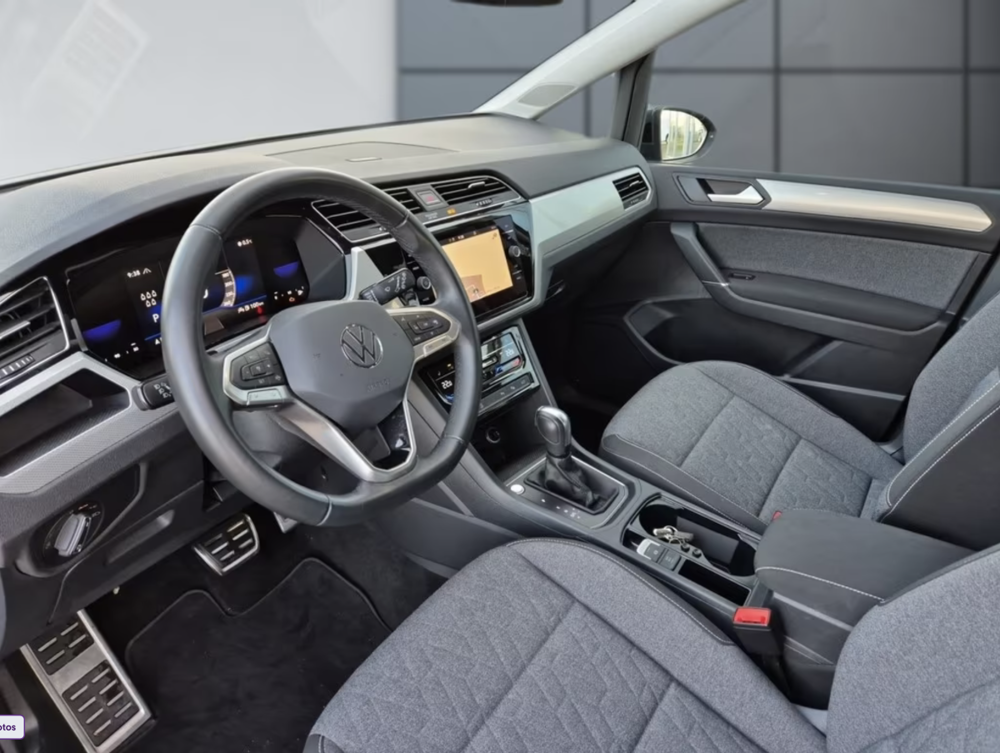 Touran 1.5 TSI 7 places 150 ch Move - Attache-remorque 2024 occasion 69007 Lyon