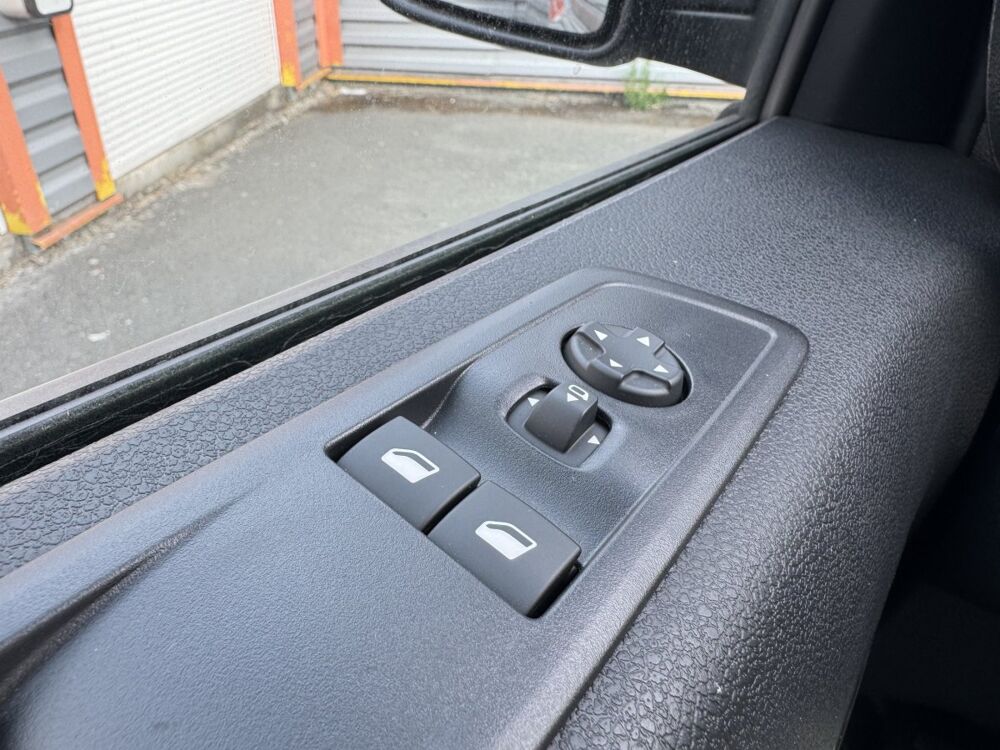Jumpy XL Diesel 180 ch Automatique Cab Appro 10KMS 2portes lateral 2026 occasion 86440 Mign&eacute;-Auxances