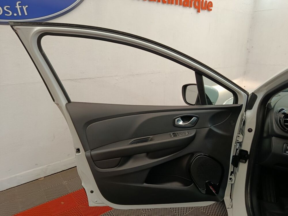 Clio IV Business dCi 75 - 18 2018 occasion 91580 &Eacute;tr&eacute;chy