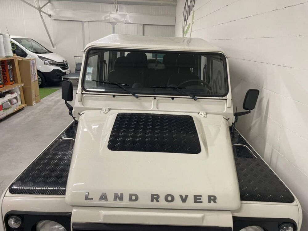 Defender 110 Crew cab E Mark IV 2008 occasion 49124 Saint-Barth&eacute;lemy-d'Anjou