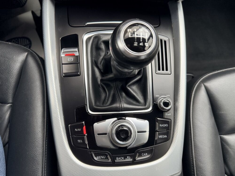 Q5 2.0 TDI 150 full black 2015 occasion 53210 Soulg&eacute;-sur-Ouette