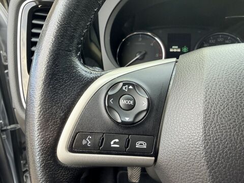 Outlander 2.2 DI-D 4WD camera/gps/cuir/7places 2015 occasion 53210 Soulg&eacute;-sur-Ouette