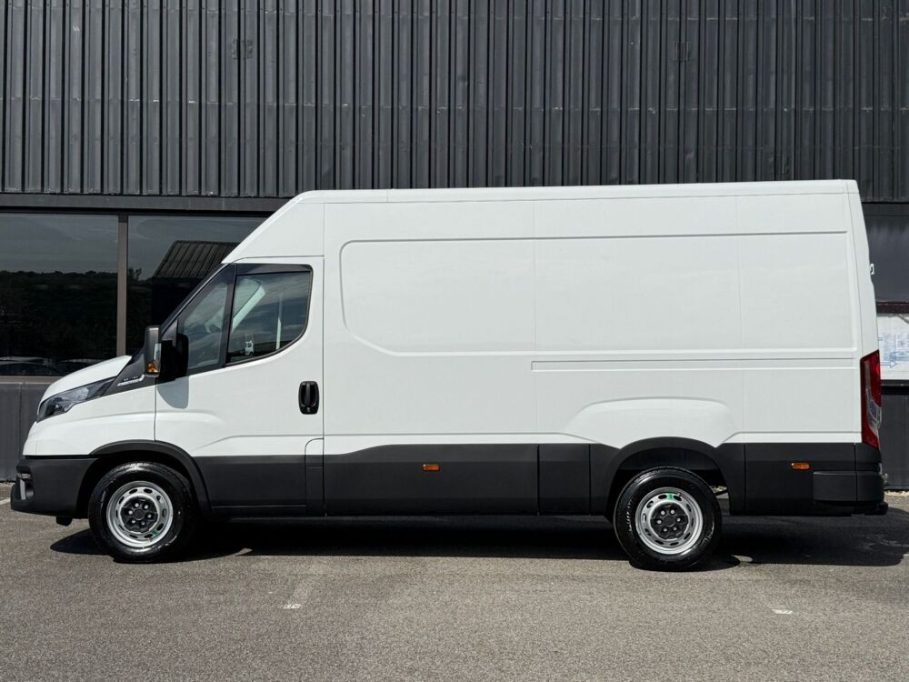 Jumpy 2.3 35S16 V12 Himatic BVA 2026 occasion 91580 &Eacute;tr&eacute;chy