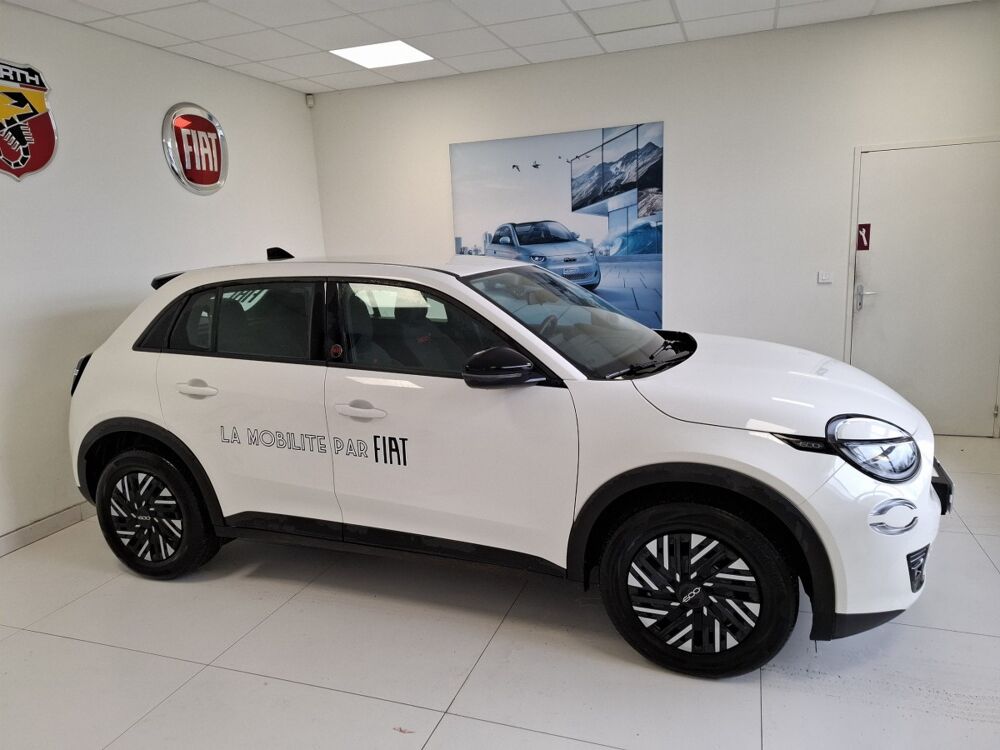 600 Electrique 54 kWh Red 2024 occasion 76360 Barentin