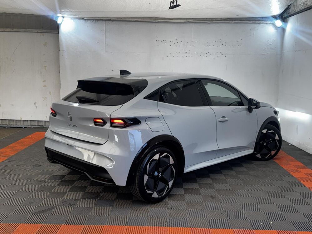 Clio techno TCe 115 ch 2026 occasion 91580 &Eacute;tr&eacute;chy