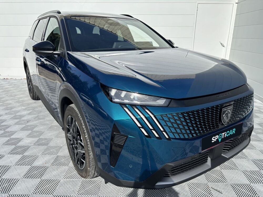 5008 1.2 HYBRID 145 E-DCS6 GT 2025 occasion 69330 Meyzieu