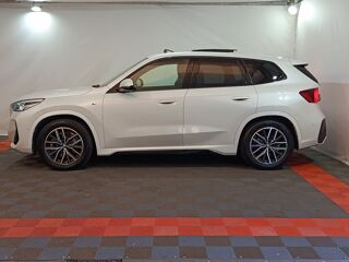 iX1 xDrive30 M Sport 2023 occasion 91580 &Eacute;tr&eacute;chy