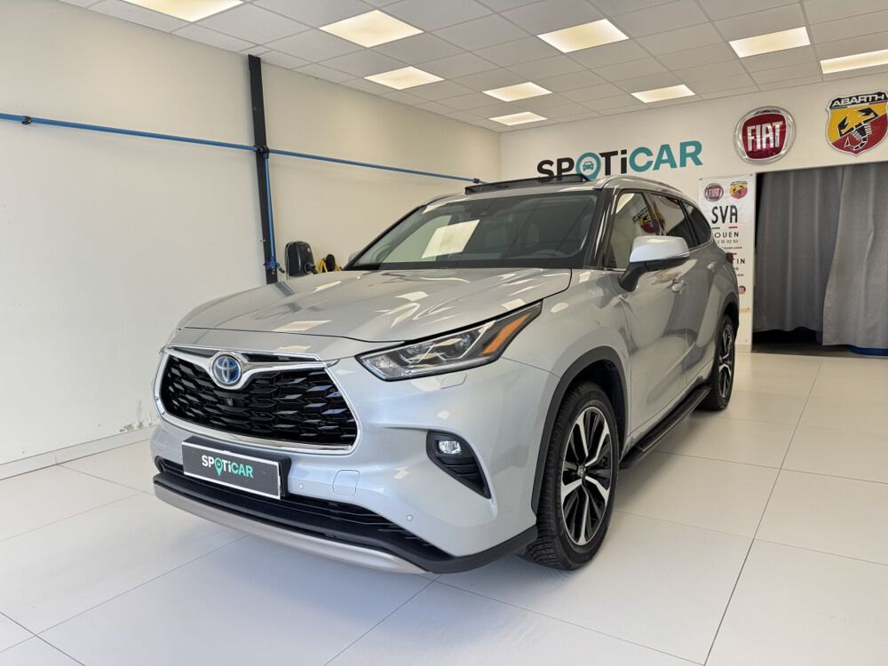 Highlander 2.5 HYBRID LOUNGE 248 E-CVT AWD-I 2022 occasion 76360 Barentin