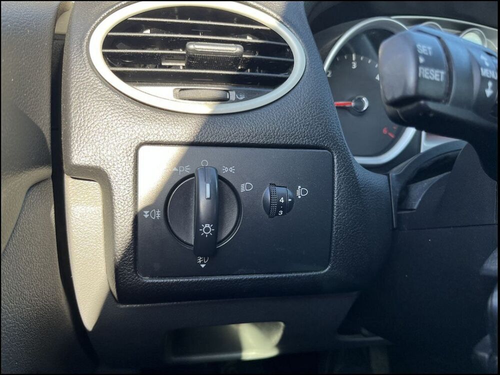 Focus 1600 TDCi 90 Ghia 2009 occasion 61170 Montchevrel