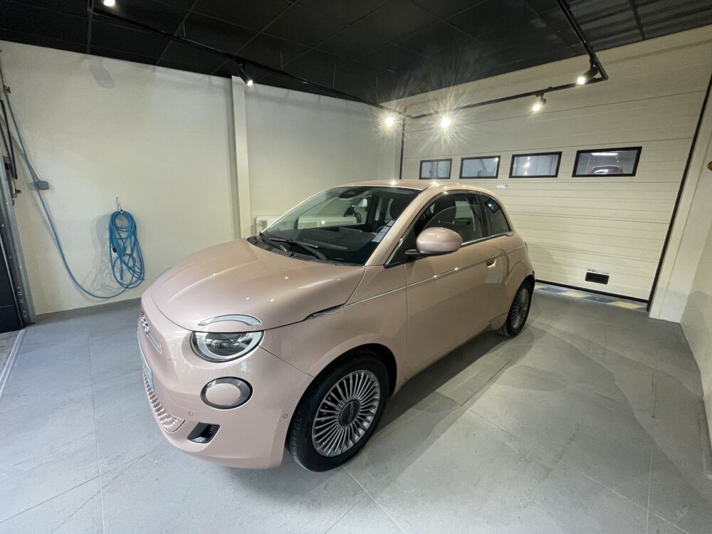 500 E 24kWh Pack Confort & Style 3+1 2023 occasion 76360 Barentin