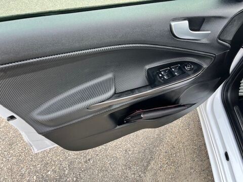 Giulietta 1.4 MultiAir 150ch S/S Lusso 5 portes (avril 2016) (co2 127 2016 occasion 47200 Saint-Pardoux-du-Breuil