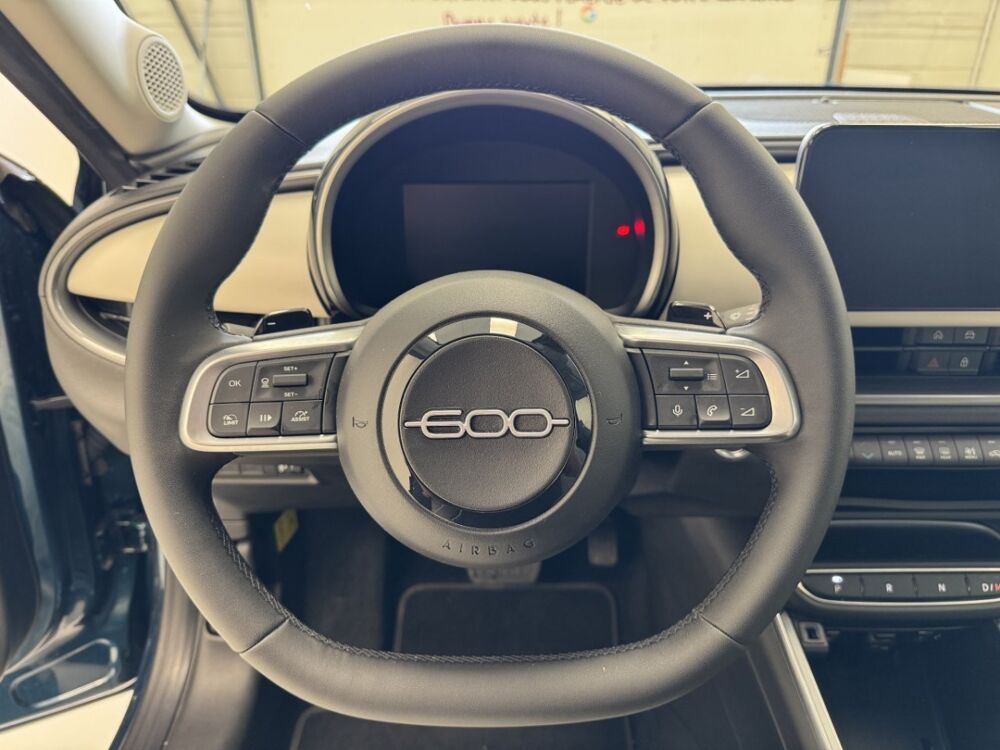 Fiat 600 1.2 Hybrid 100 DCT6 La Prima 2025 occasion 76360 Barentin
