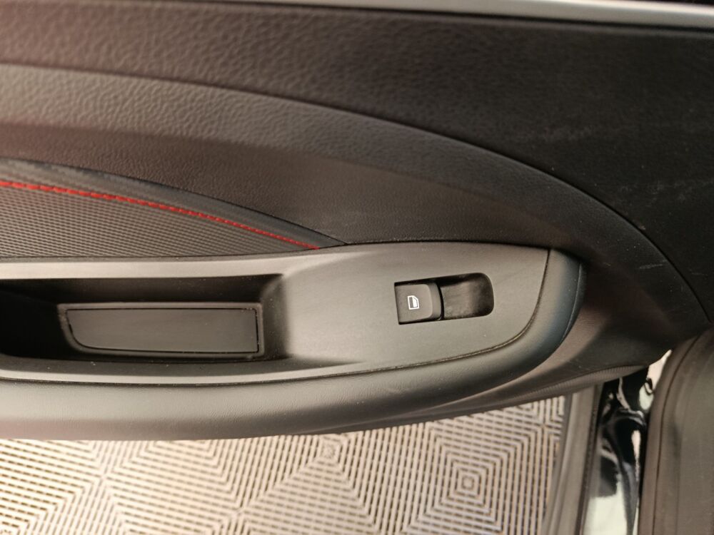 ZS EV Luxury 70kWh 2024 occasion 91580 &Eacute;tr&eacute;chy
