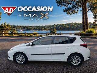 Auris 1.2T Dynamic (new2015) 5 portes (mai 2015) (co2 112) 2015 occasion 40160 Parentis-en-Born