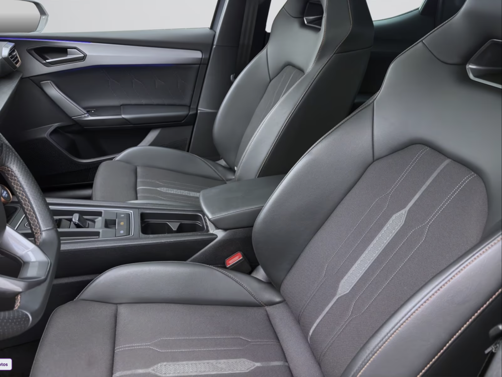 Leon 1.4 e-Hybrid 245 VZ - Toit pano - MAT - volant satellite sup 2022 occasion 69007 Lyon