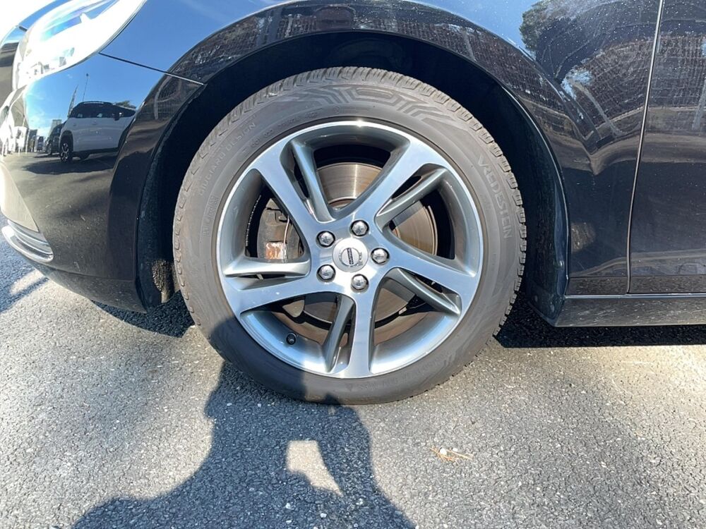 V40 T2 122 Geartronic 6 R-Design 2019 occasion 40600 Biscarrosse