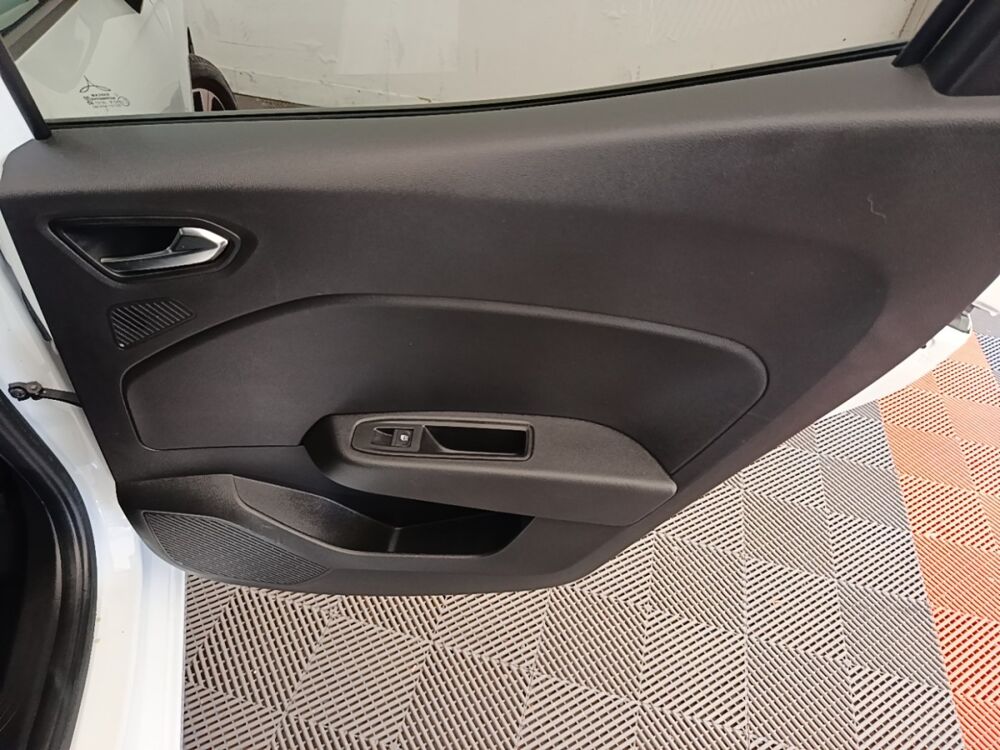 Clio Evolution r&eacute;versible TCe 90 2023 occasion 91580 &Eacute;tr&eacute;chy