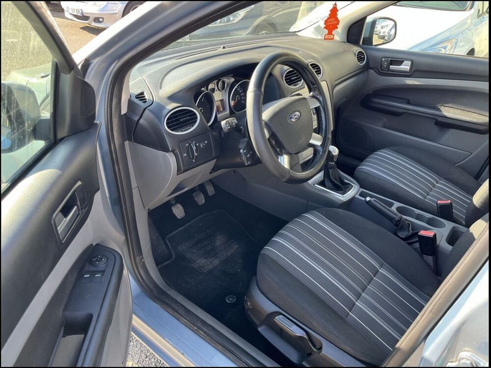 Focus 1600 TDCi 90 Ghia 2009 occasion 61170 Montchevrel