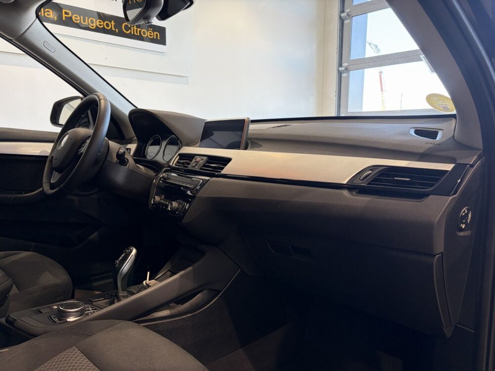 X1 sDrive18d Lounge BVA8 2018 occasion 38370 Saint-Clair-du-Rh&ocirc;ne