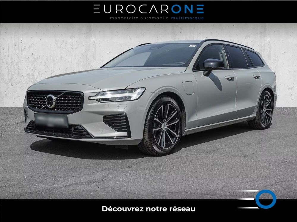 V60 PHEV T8 Plus Dark 455 ch Attelage Cam&eacute;ra 360&deg; Toit Pano Autr 2024 occasion 69007 Lyon