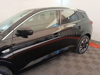 Grandland 1.5 Diesel 130ch Auto ELEGANCE BUSINESS 2023 occasion 91580 &Eacute;tr&eacute;chy