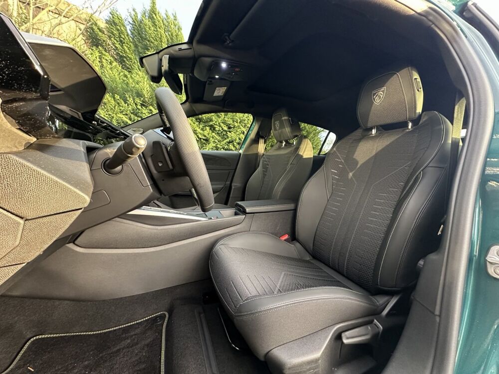 308 Hybrid 145 e-DCS6 GT 2025 occasion 36300 Le Blanc