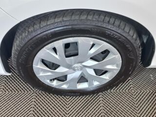 Yaris 1.5 VVT-I HYBRID France Business 2019 occasion 91580 &Eacute;tr&eacute;chy