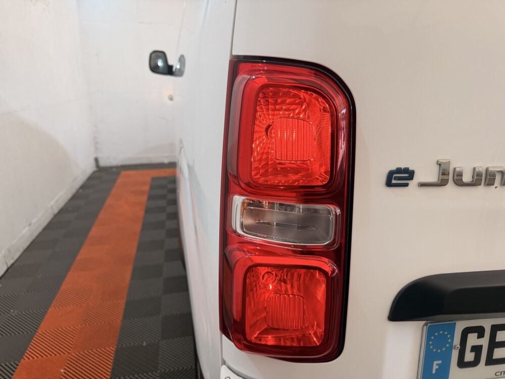 Jumpy Taille XS 100% &euml;lectric 50kWh Cityvan 2022 occasion 91580 &Eacute;tr&eacute;chy