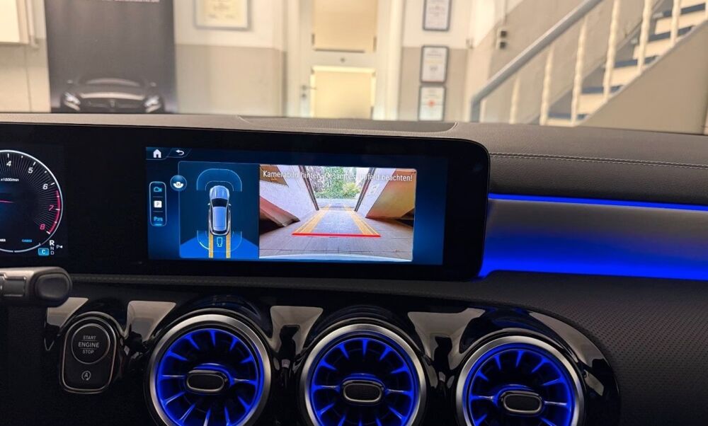 Classe CLA CLA 200 Amg Line 163 Toit ouvrant Si&egrave;ges Elec Autres disponi 2025 occasion 69007 Lyon