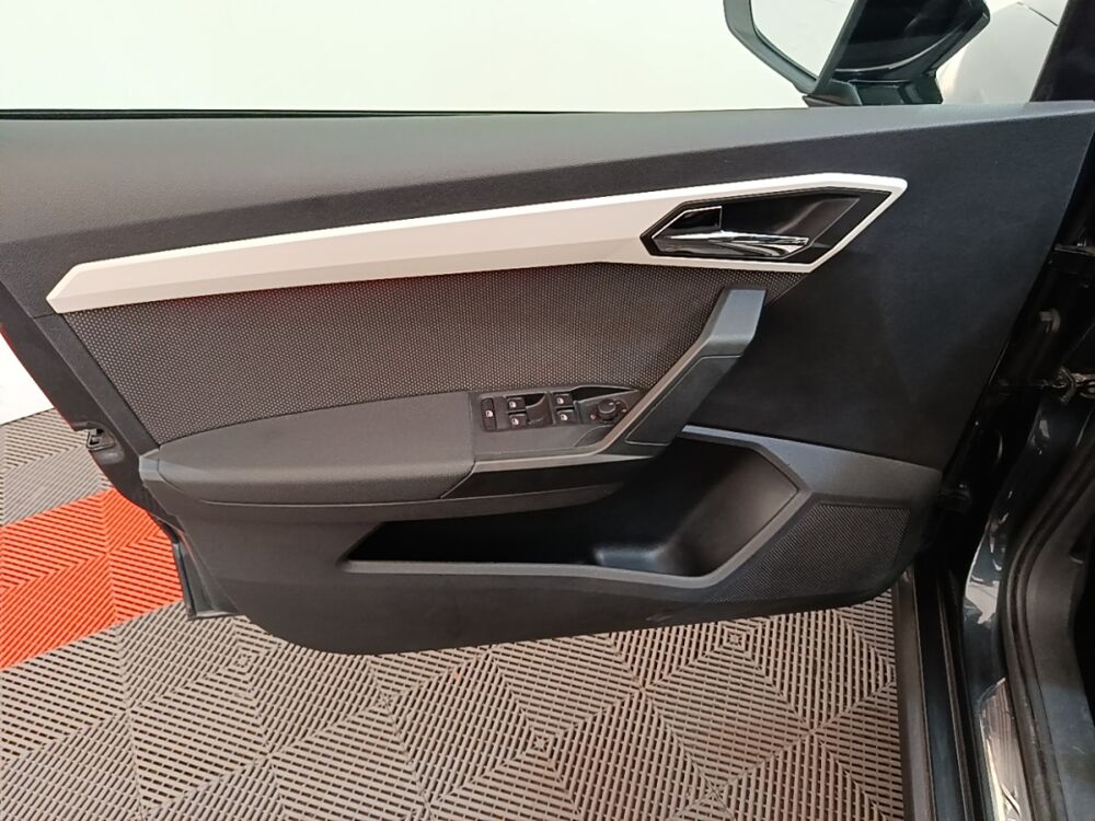 Arona 1.0 EcoTSI 115ch DSG7 S/S Xcellence 2019 occasion 91580 &Eacute;tr&eacute;chy