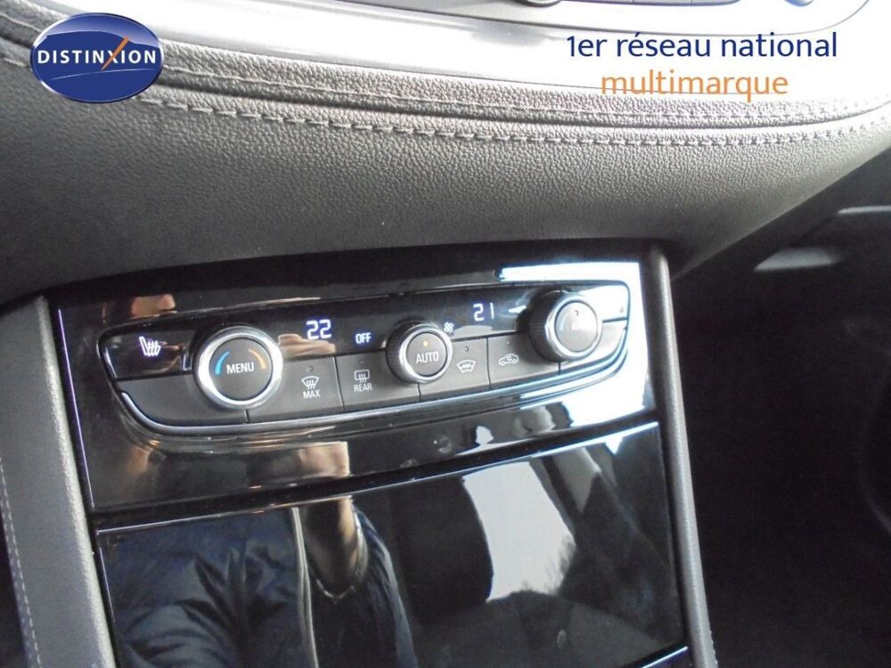 Grandland x 1.6 HYBRID TURBO 300 AT8 ULTIMATE 2021 occasion 91580 &Eacute;tr&eacute;chy